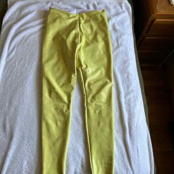 Commando Faux Patent Leather Legging Size Large Limeade PreOwned - Picture 2 of 10